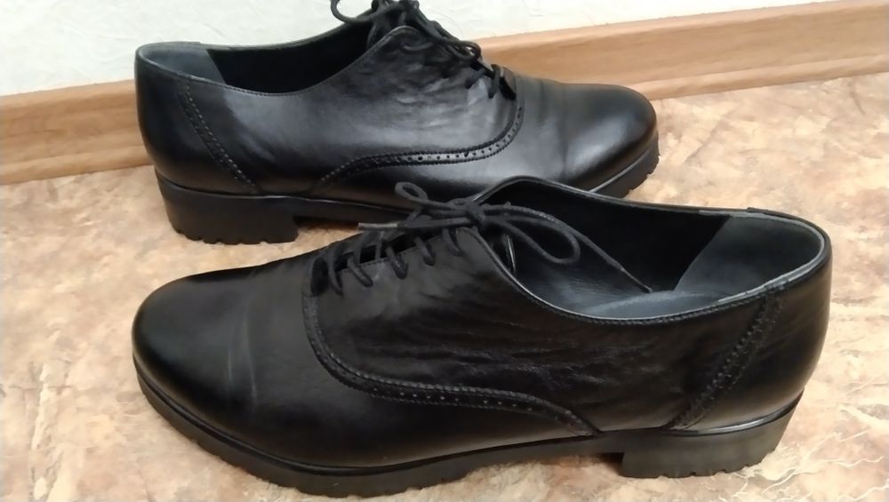 Туфли шкіряні  жіночі