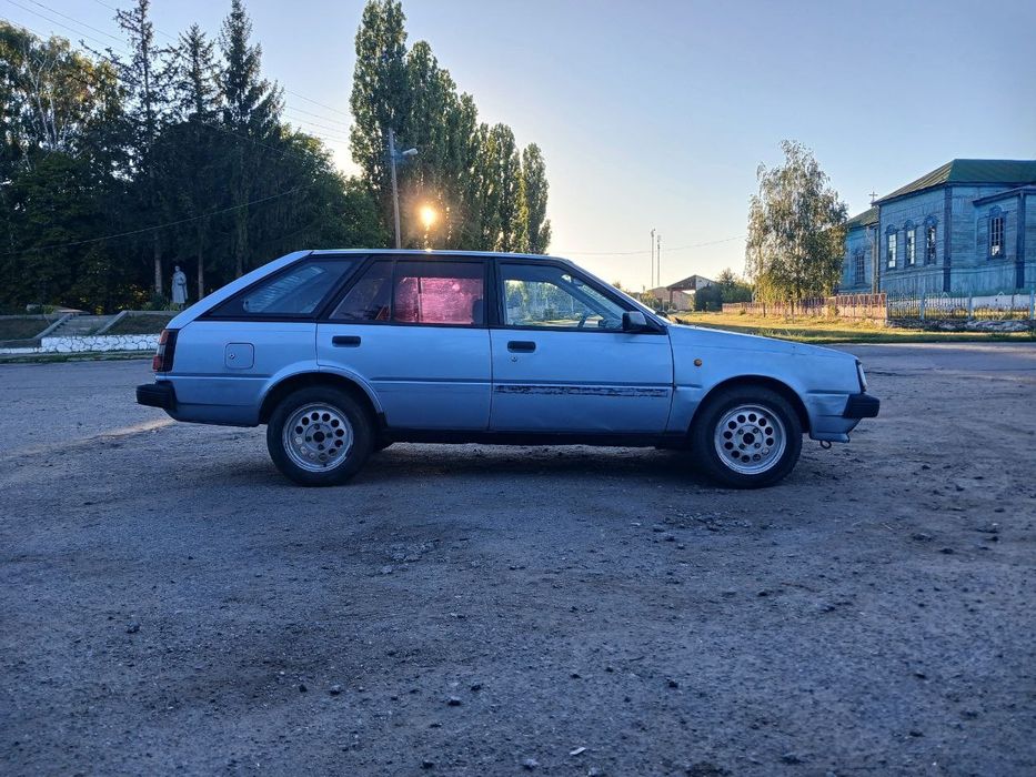 Nissan sunny b11