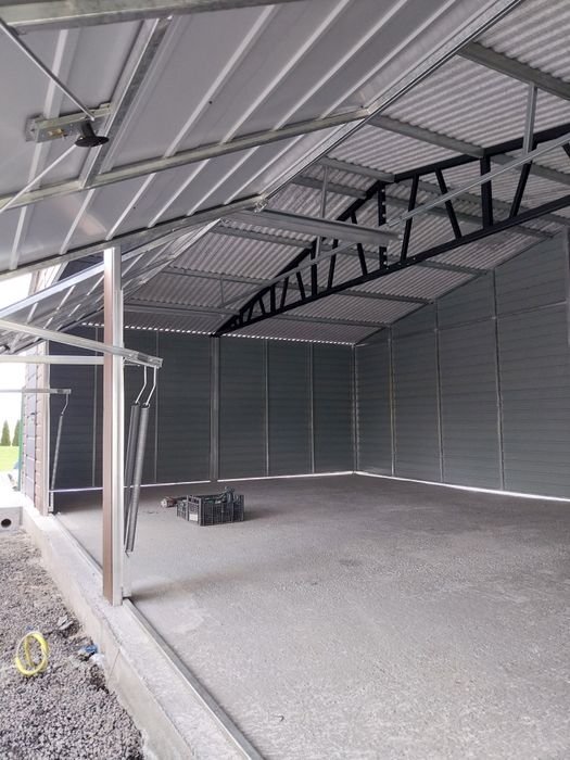 Garaż blaszany blaszak nowoczesny wygląd drewnopodobny