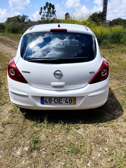 Opel corsa D 1.3 cdti 11/2013