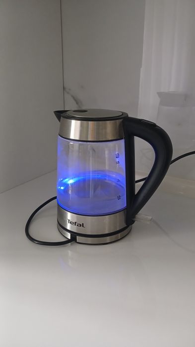 Електричний чайник Tefal