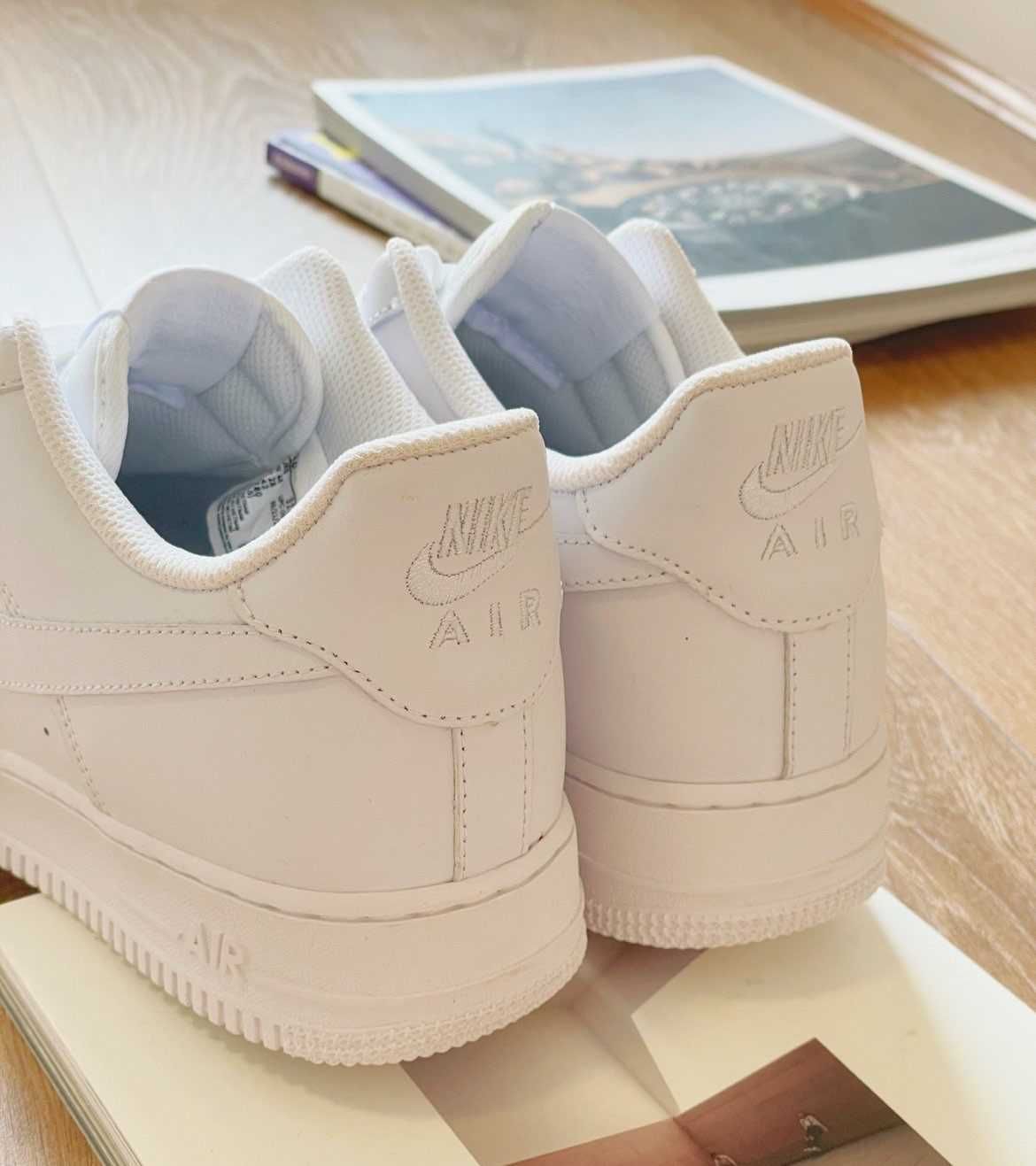 Unisex/Damskie/Trampki/Nike Air Force 1 Low '07 White R.38