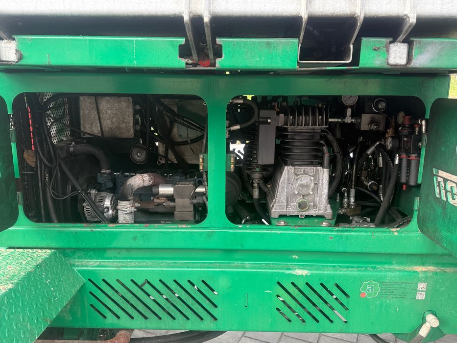 Platforma sadownicza, kombajn do zbioru jabłek