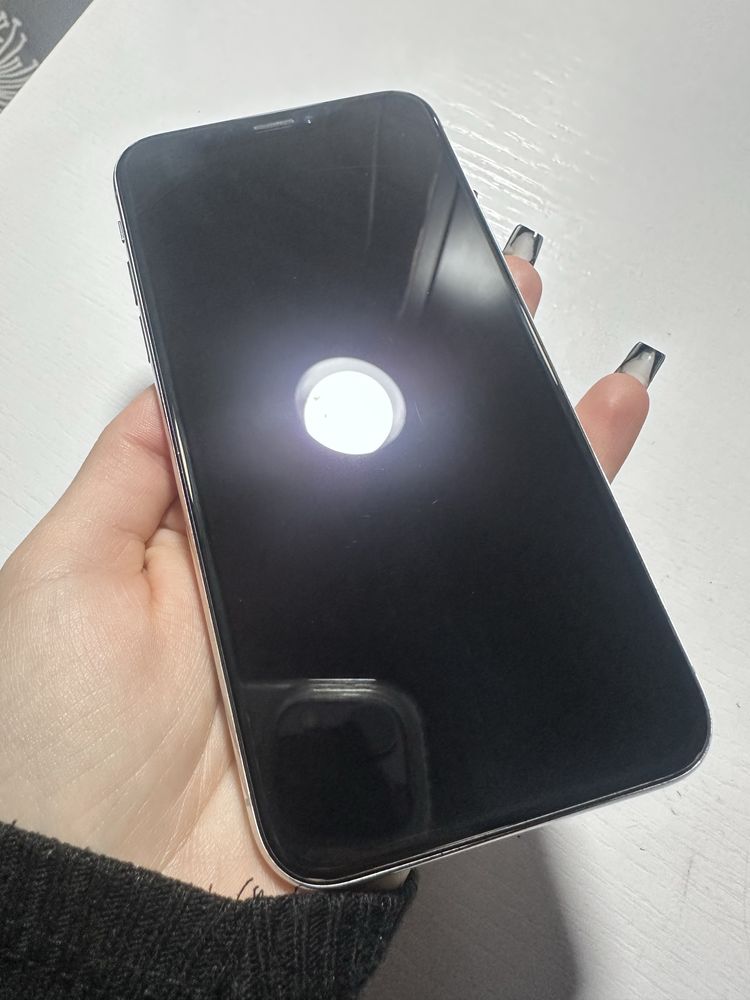 iPhone X 99% baterii jak nowy 64GB