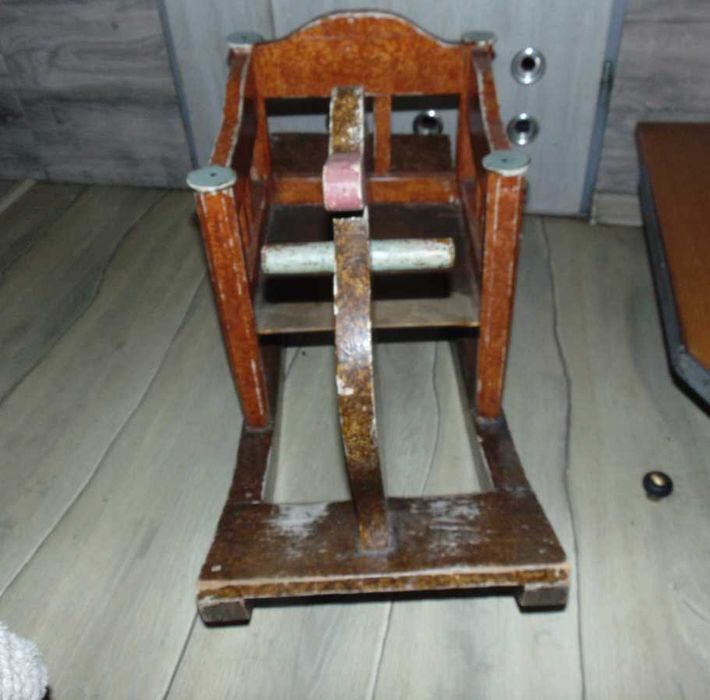 Art deco,drewniany kaczor,bujak do bujania