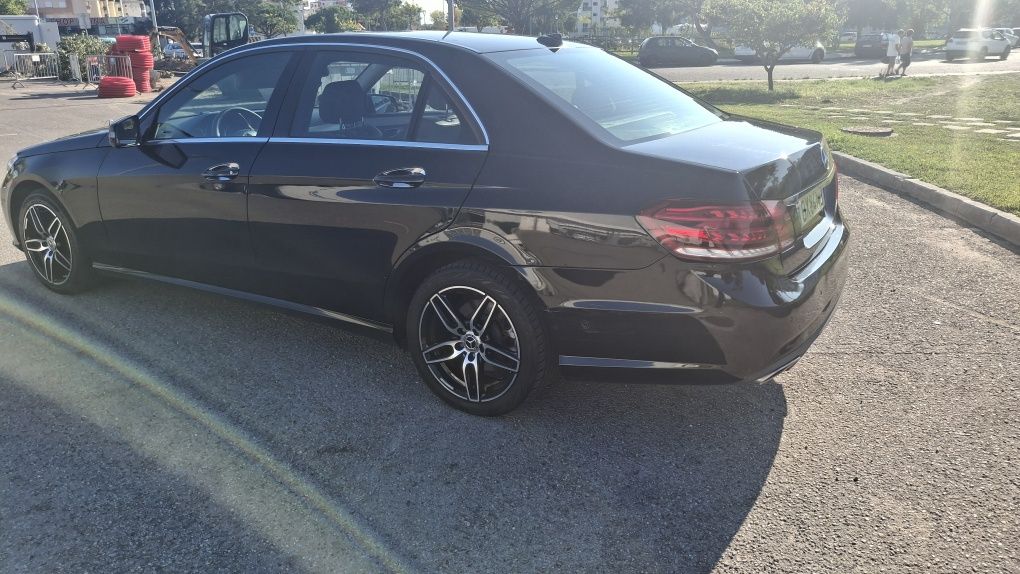 Mercedes E220  edição limitada