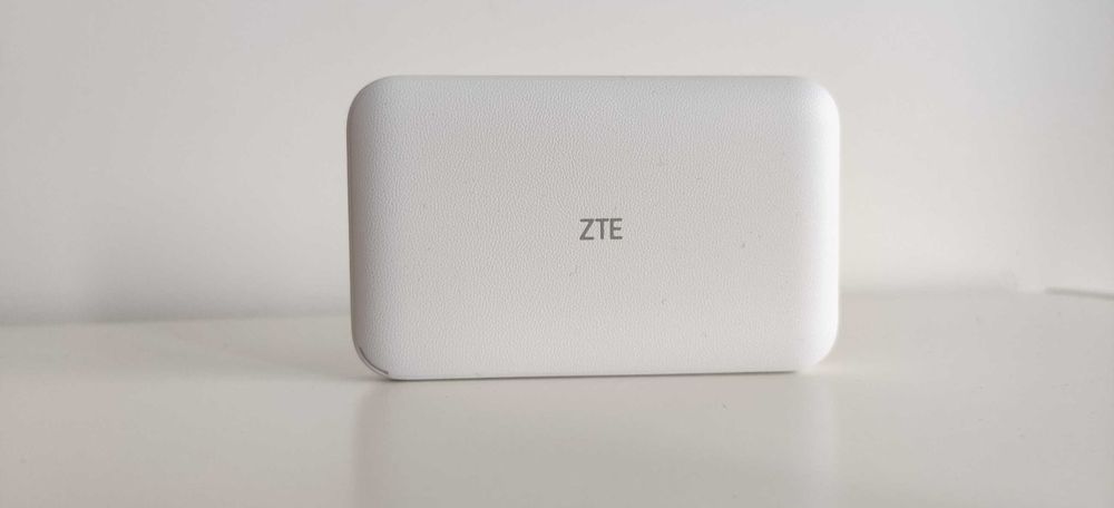 Router mobilny przenośny zasięg 5G model: ZTE U50 ruter 5G