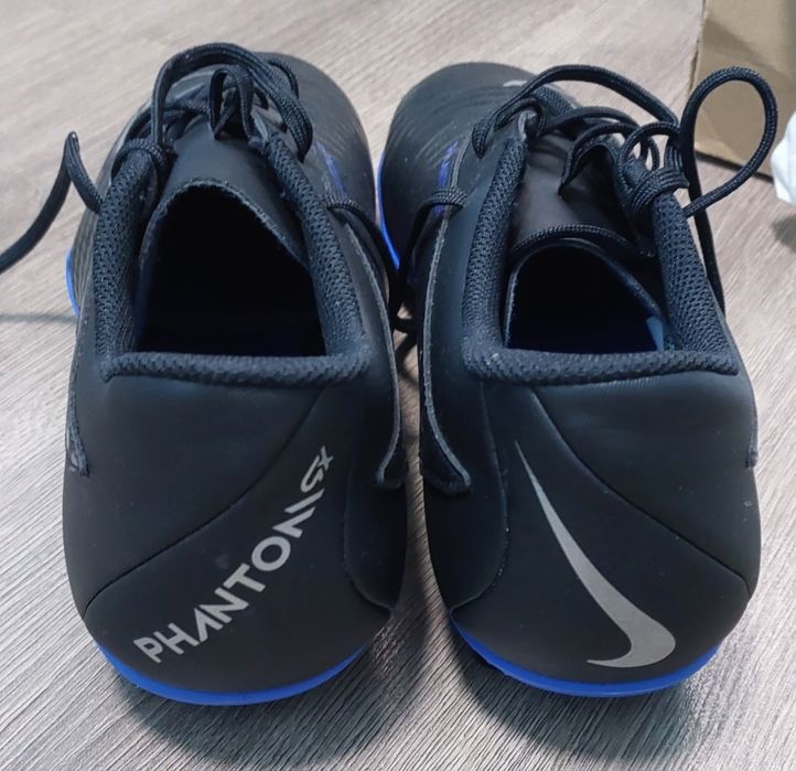 Футбольні бутси Nike Phantom GX