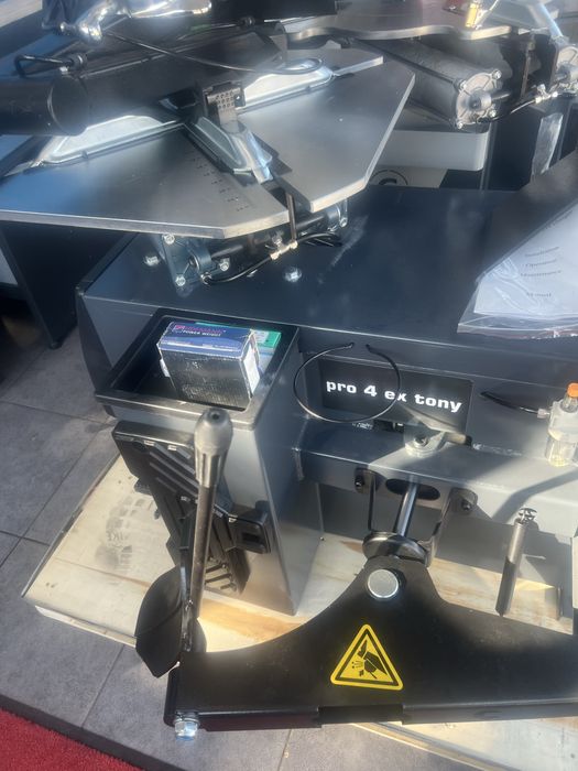 Wyważarka i montażownica do opon lomplet maszyn GERMANY