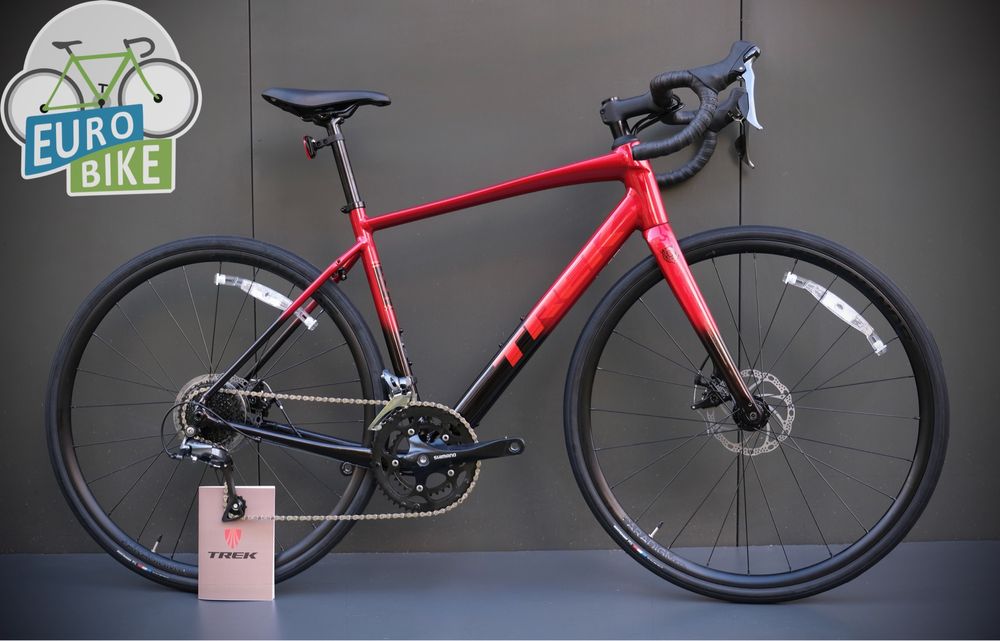 Новий шосейний велосипед Trek Domane AL 2 Claris (2025)