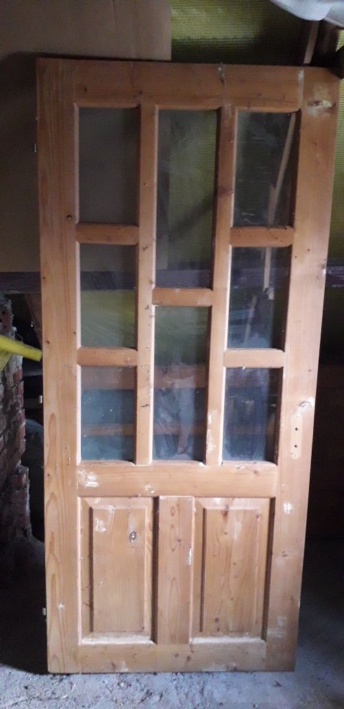 Продам двері смерека