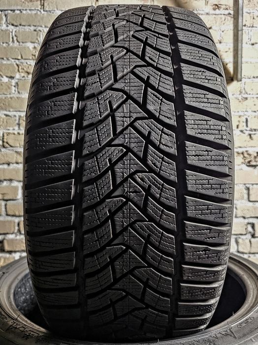 Зимові 225/40r18 Dunlop | 2023 | 9/4.5mm | Germany | Преміум шини