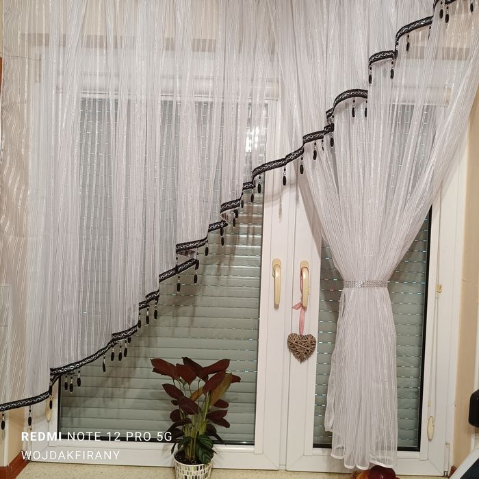 Firana nowa czarne kryształki 400x160cm na taśmie mar