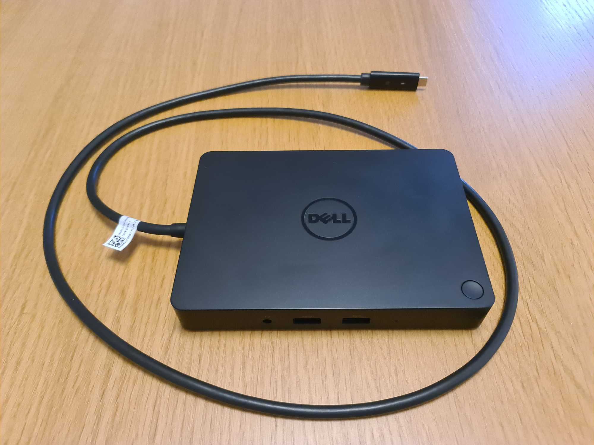 Stacja dock Dell WD15 USB-C, komplet z zasilaczem