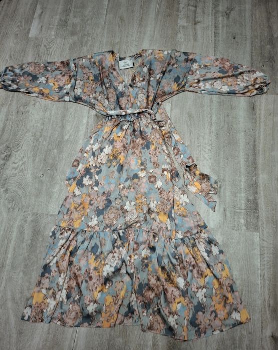 Sukienka polska marka naoko