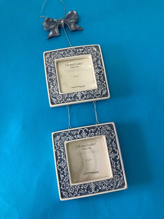 Moldura em cerâmica de parede Renaissance da marca Avon Antiga