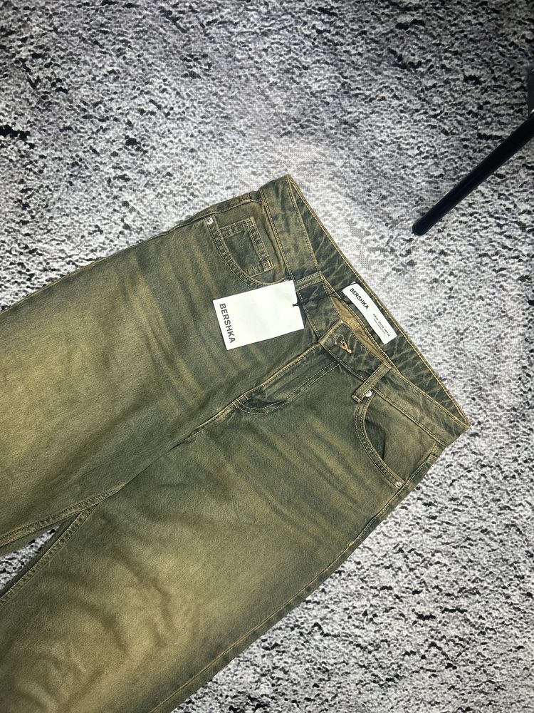 Джинси Bershka нові