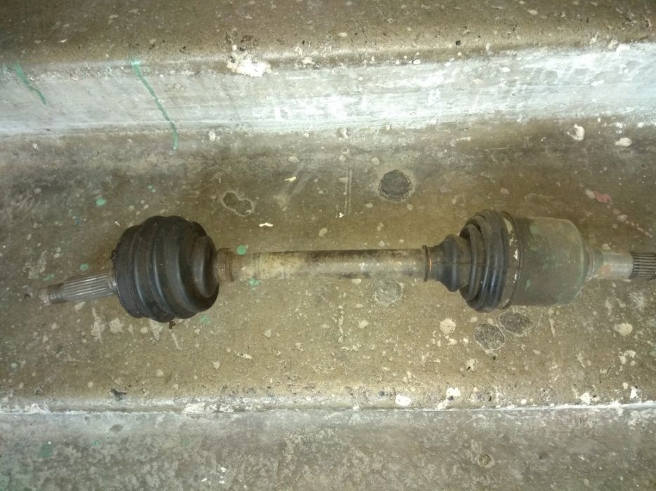 Для мазди626. 86р/в. 2.0карбюратор.