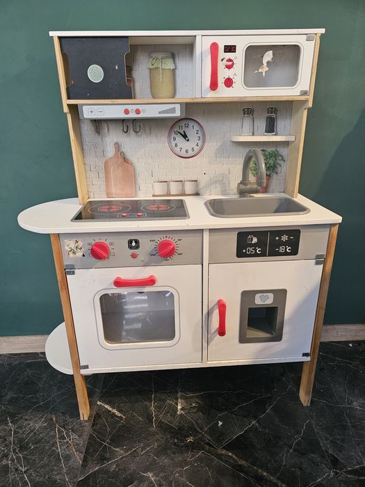 Kuchnia drewniana dla Dzieci