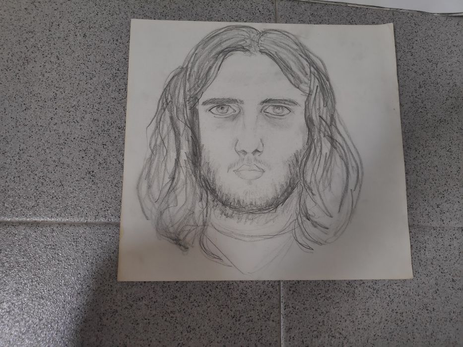 Desenhos,quadros e tela alguns de exposição.