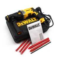 Перфоратор DeWALT D25143K (900 Вт, 3.2 Дж)