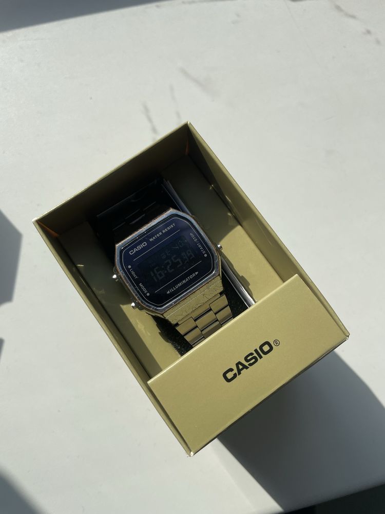 Годинник casio A168