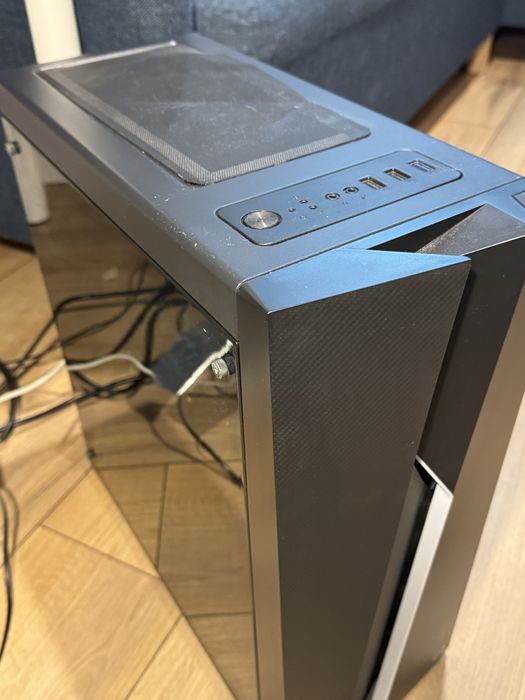 Komputer AMD RYZEN 3 1200AF Radeon RX570 16GB RAM