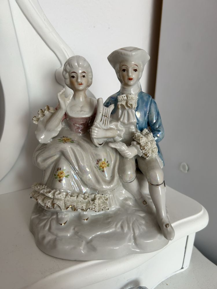 Figurka porcelanowa para nr.5904