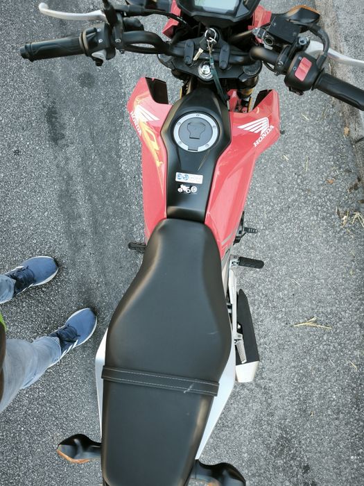 Vendo mota Honda MSX125