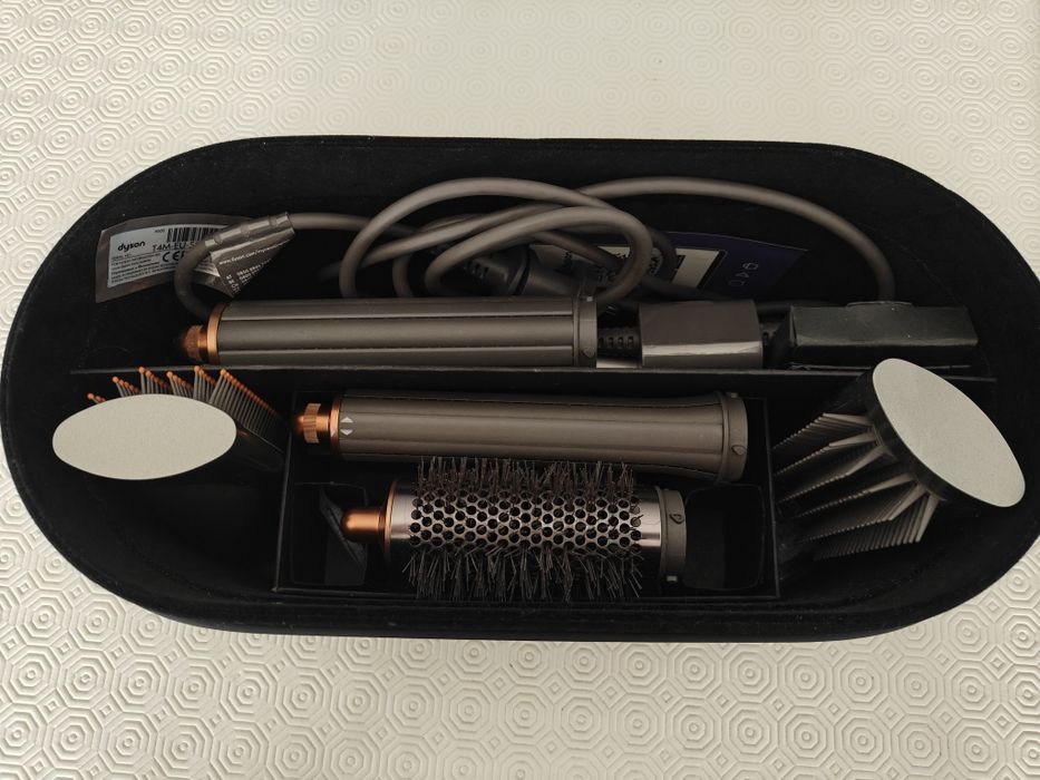 Modelador multifunções Dyson Airwrap™ Long (Níquel/Cobre)