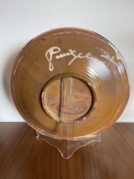 Pratos pintados a mão