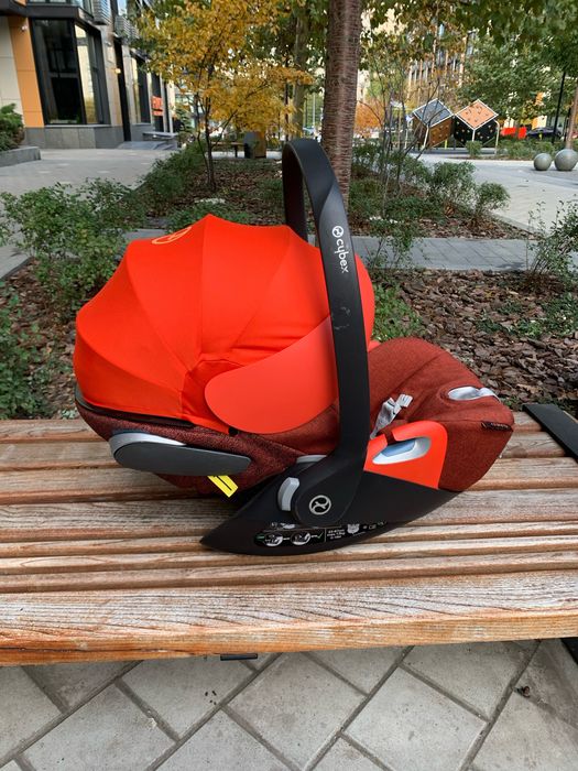 Автокрісло Cybex Cloud Z