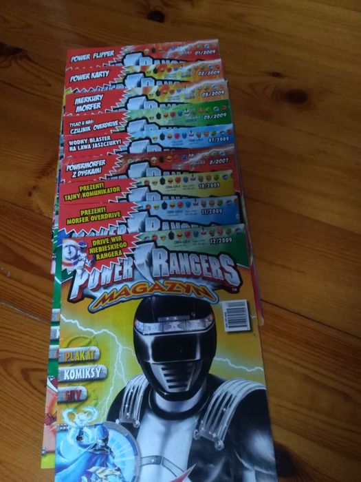 Magazyn Power Rangers zestaw 8 szt z 2009