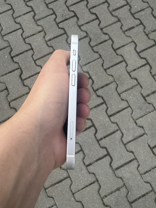 Iphone 12 mini w idealnym stanie