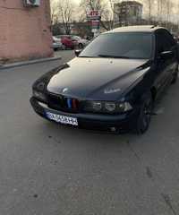 Продам BMW E39 , 520