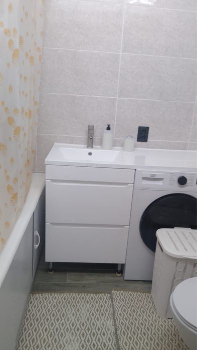 Подобово 2-х кімнатна на 129 кварталі