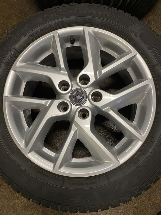 Koła Alu Renault Kadjar 5x114,3 7J17CH5 ET40 Wielosezon 215/60R17 TPMS