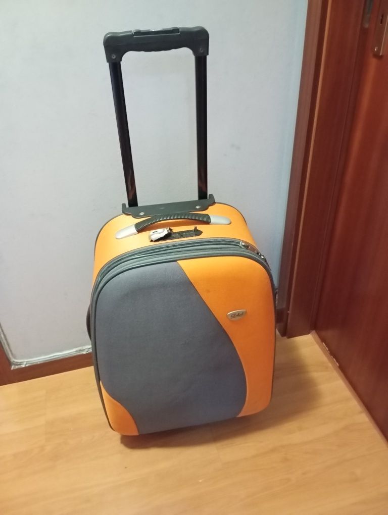 Vendo malas de porão para 18 kilos