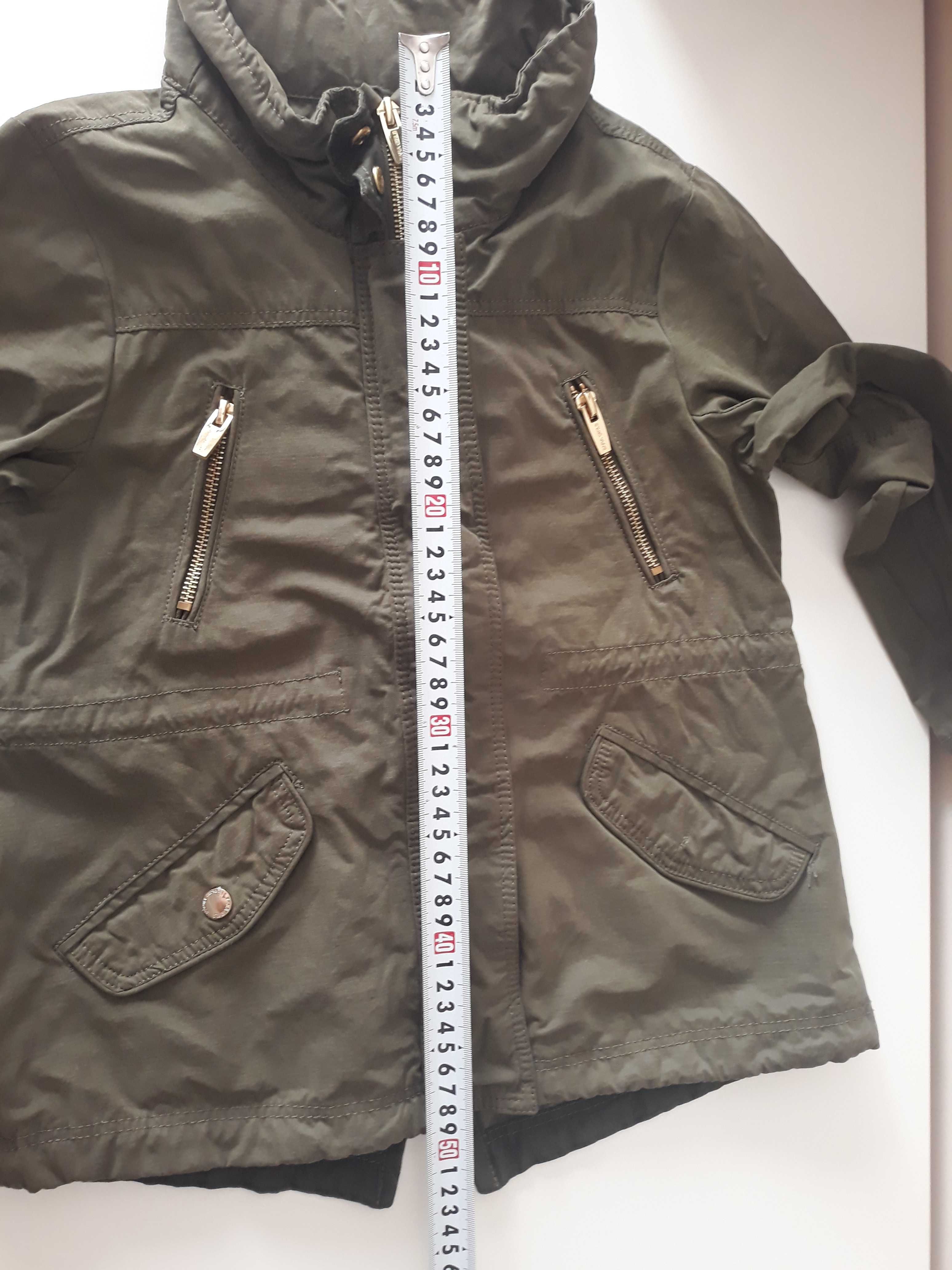 Kurteczka  parka ZARA rozmiar 122 , wiosna-lato. Kurtka khaki 6-7 lat