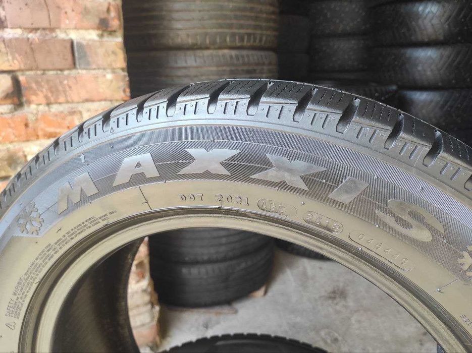 Maxxis Vansmart Snow WL2 215/60r17c made in Thailand 18год 6-6,4мм ЗИМ