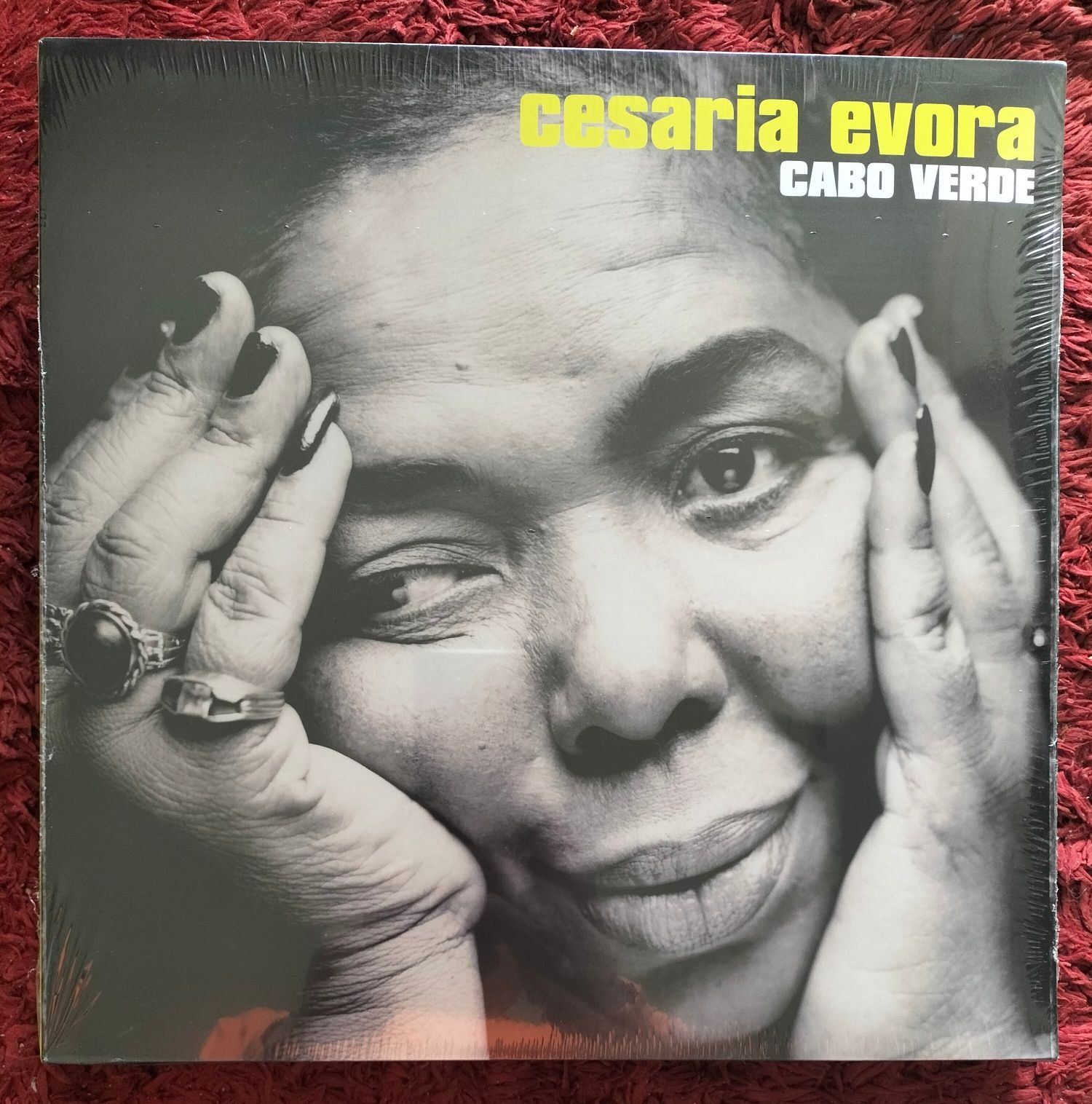 CESÁRIA ÉVORA lp vinil duplo novo selado 
lp duplo de vinil 
novo/sela