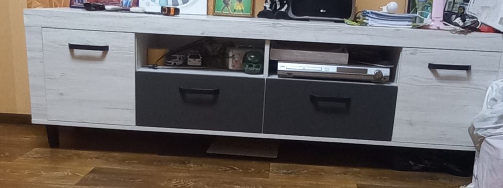 Тумба під телевізор