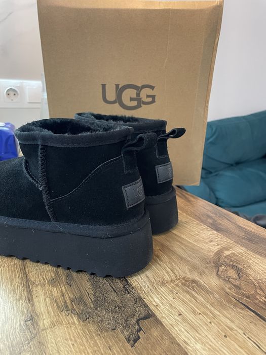 Уги Угги UGG ultra mini чорні/коричневі/бежеві + носочки