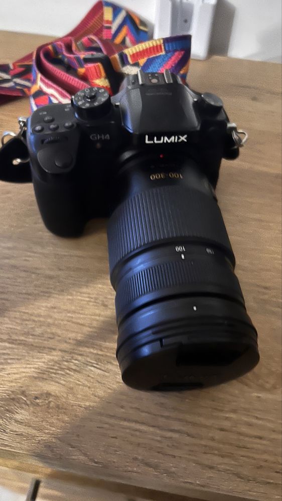 Lumix g vario 100-300 f4 body gratis