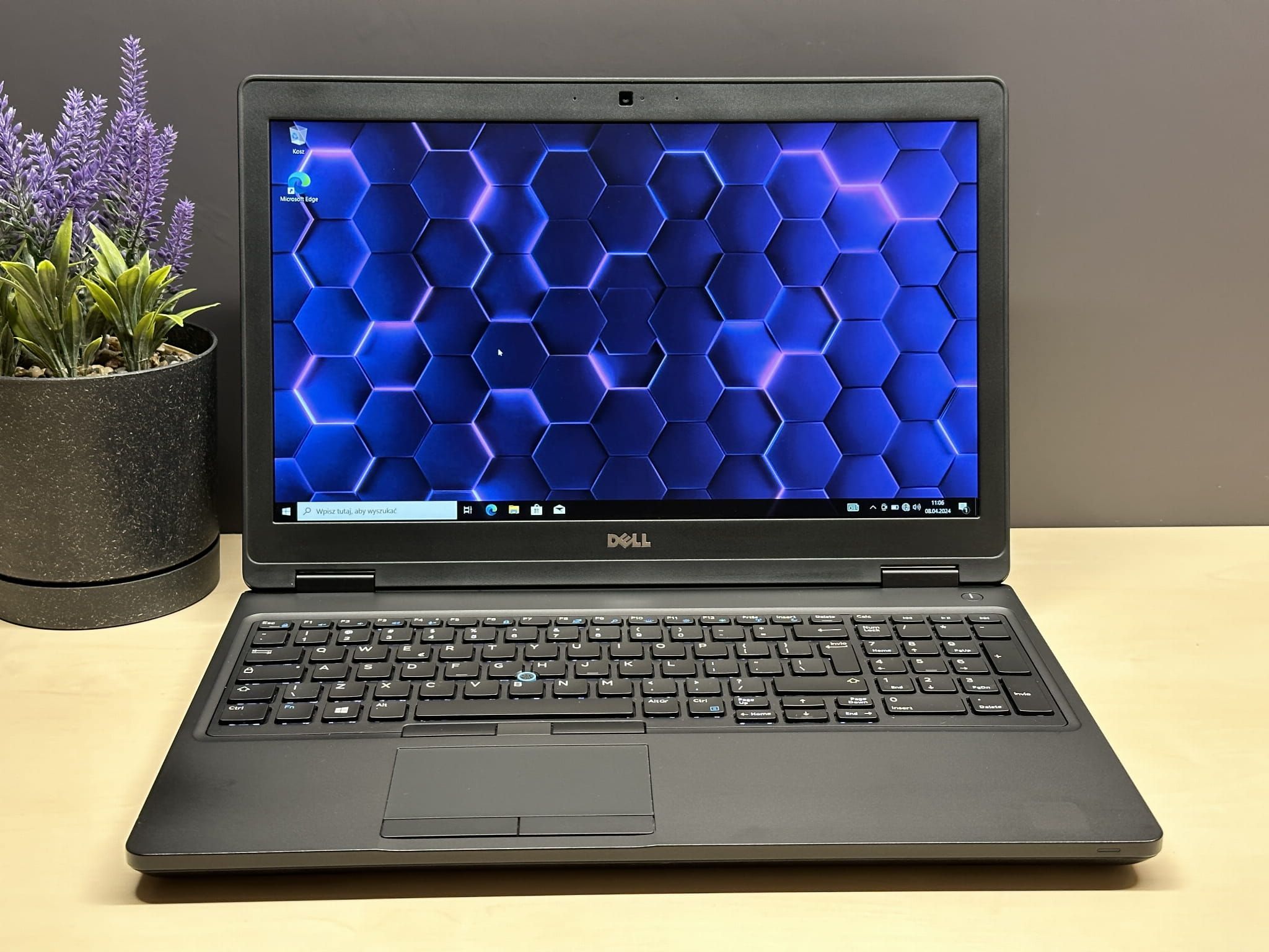 Laptop DELL Precision 3530 | i7-8850H / FHD / P600 / 32GB RAM / 512GB