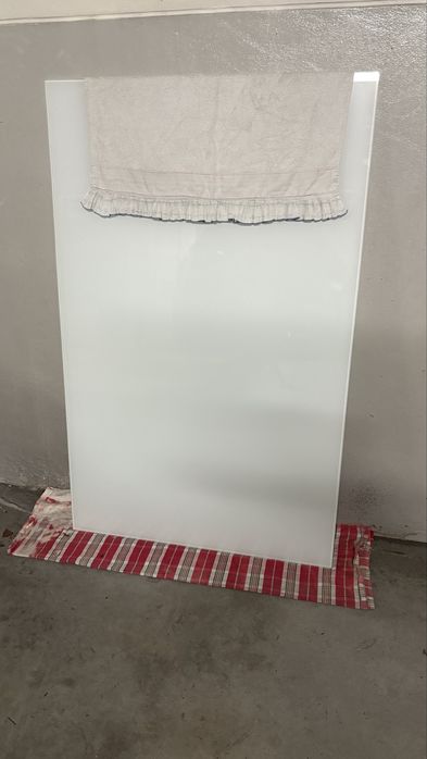 Vidro de mesa Ikeia