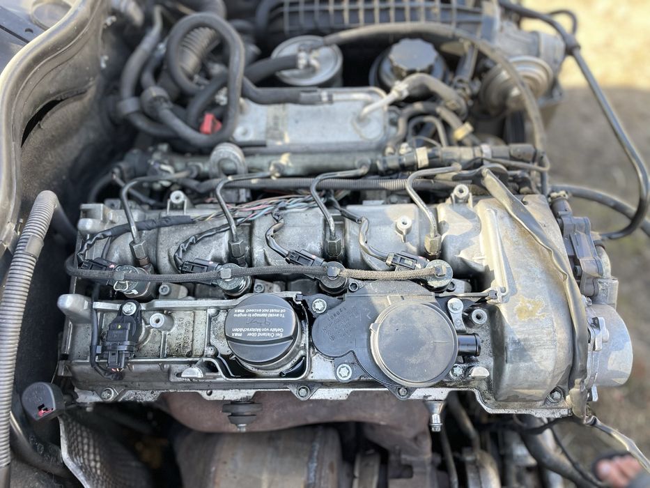 Двигатель Mercedes 2.2CDI OM611 блок гбц форсунки