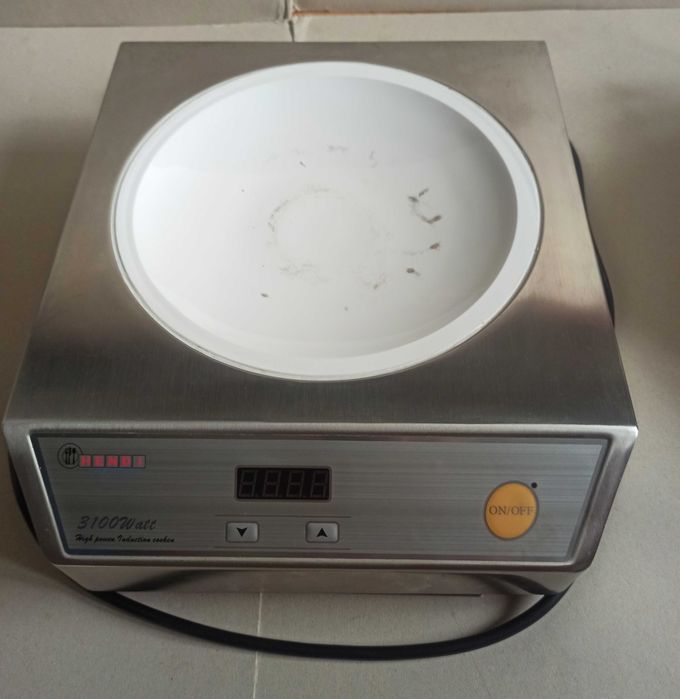 Kuchenka indukcyjna Hendi 3100W + patelnia