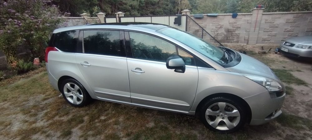 Пежо 5008 6-ступка 2010р