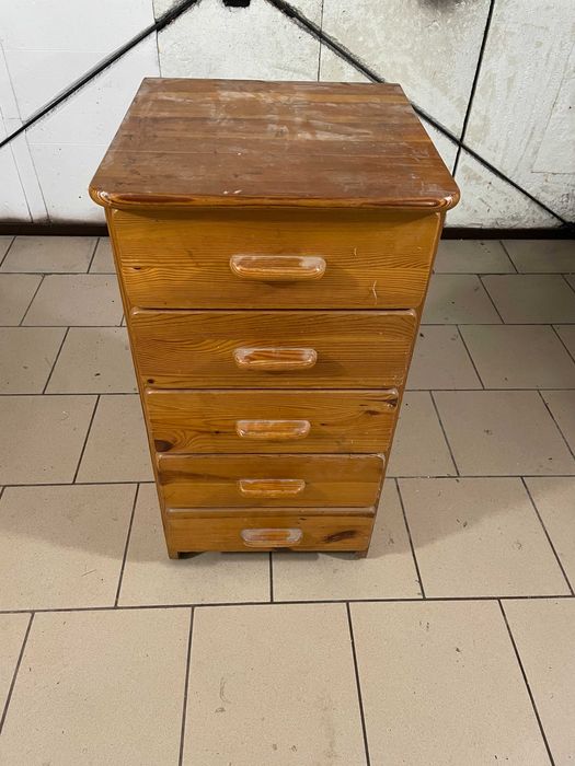 Komoda sosnowa z szufladami